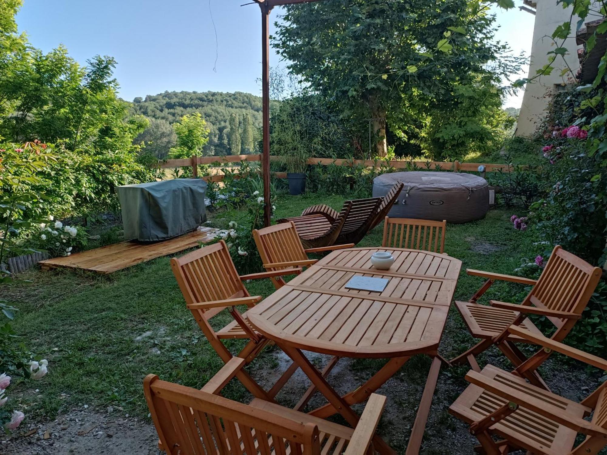Jolie Maisonnette Niozelles Esterno foto
